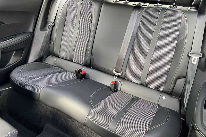 Used Peugeot 2008 2023 for sale - 77373215: Photo 8