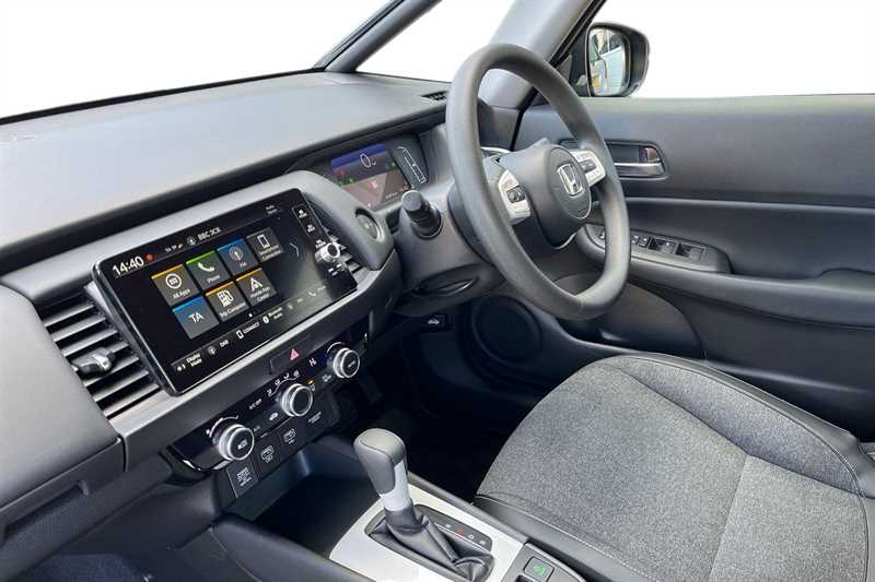 Used Honda Jazz 2023 for sale - 77894130: Photo 2