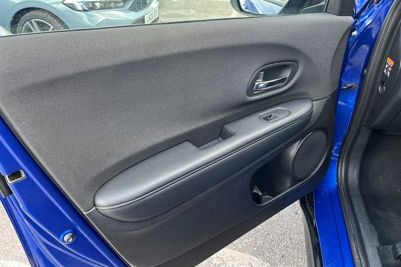 Used Honda HR-V 2020 for sale - 77627763: Photo 14