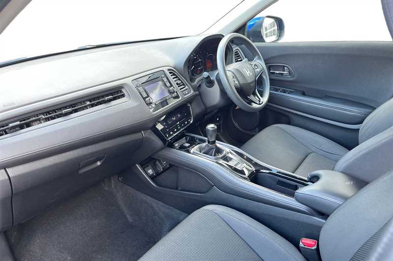 Used Honda HR-V 2020 for sale - 77627763: Photo 2