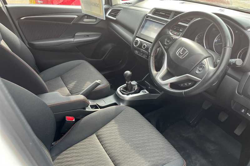 Used Honda Jazz 2018 for sale - 78009553: Photo 15