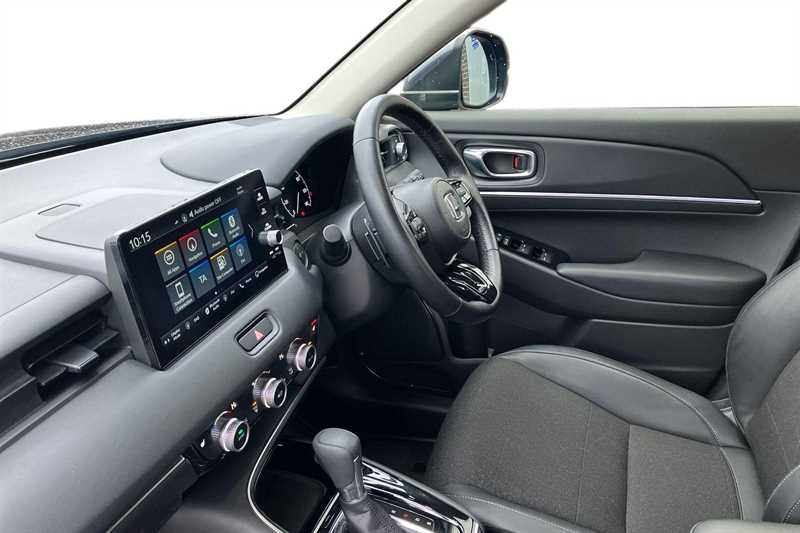 Used Honda HR-V 2023 for sale - 76624162: Photo 2