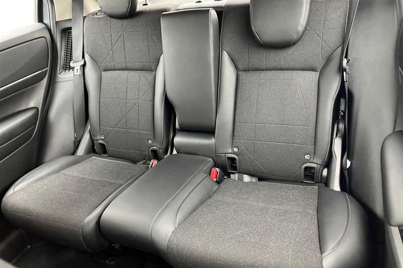 Used Honda HR-V 2023 for sale - 76624162: Photo 8