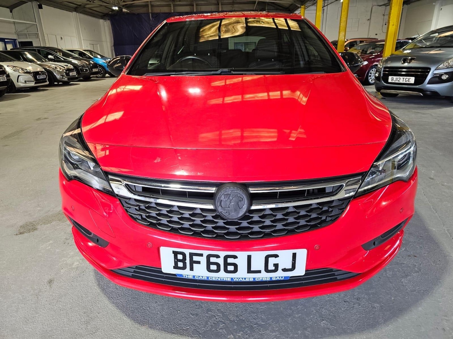 Used Vauxhall Astra 2016 for sale - 76388558: Photo 2