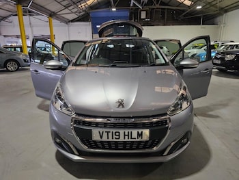 Used Peugeot 208 2019 for sale - 75977572: Photo