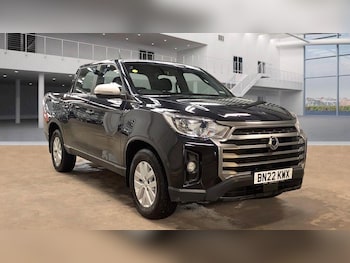 2022 (22) - Double Cab Pick Up EX