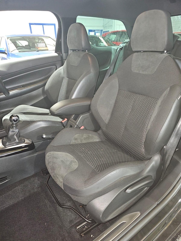 Used Citroen DS3 2013 for sale - 76260067: Photo 15