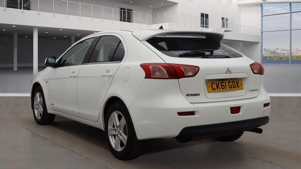 Used Mitsubishi Lancer 2011 for sale - 76349120: Photo 3