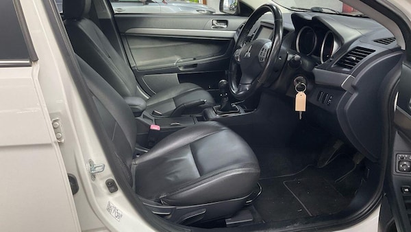 Used Mitsubishi Lancer 2011 for sale - 76349120: Photo 9