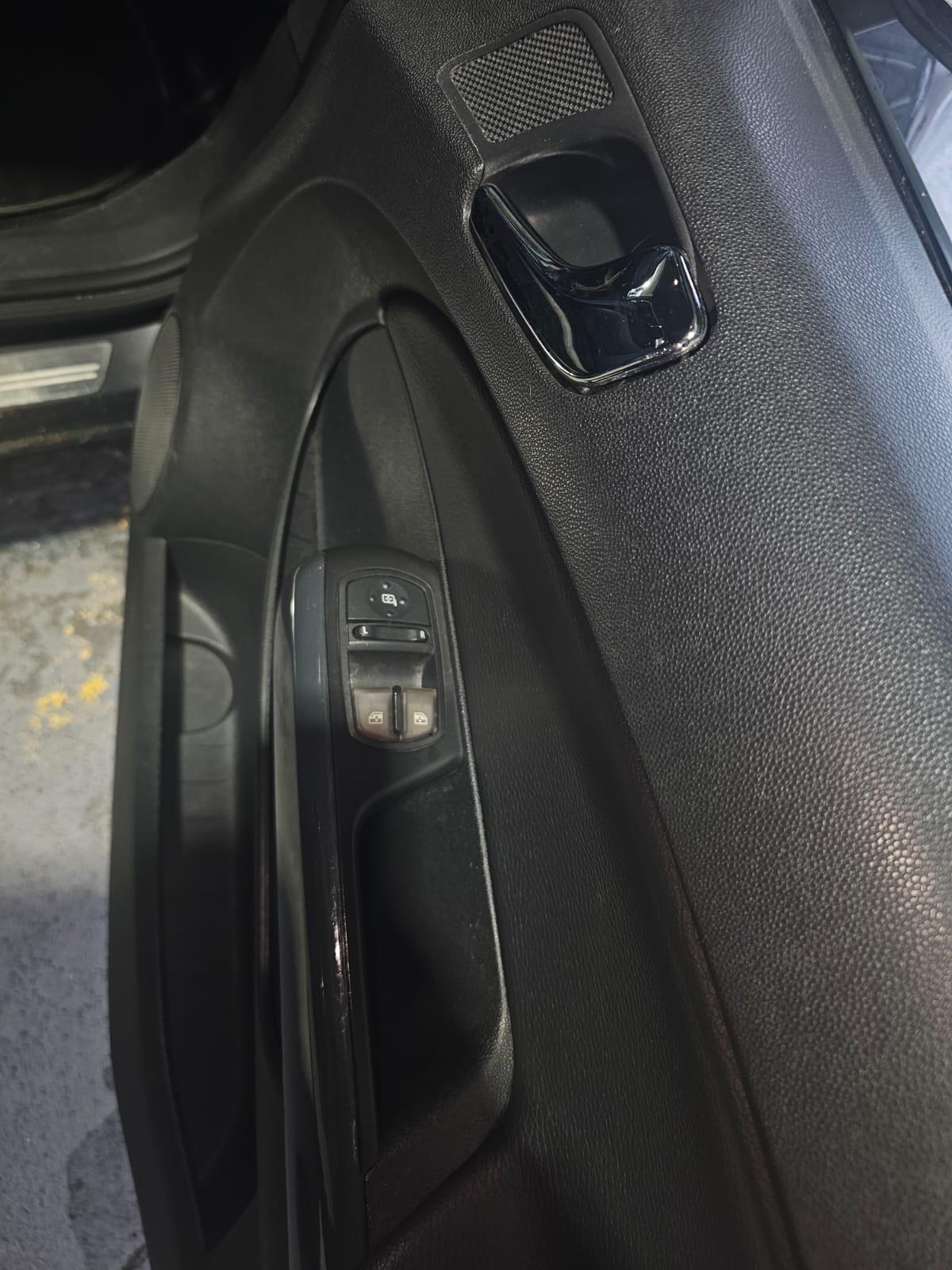 Used Vauxhall Corsa 2012 for sale - 77074021: Photo 13