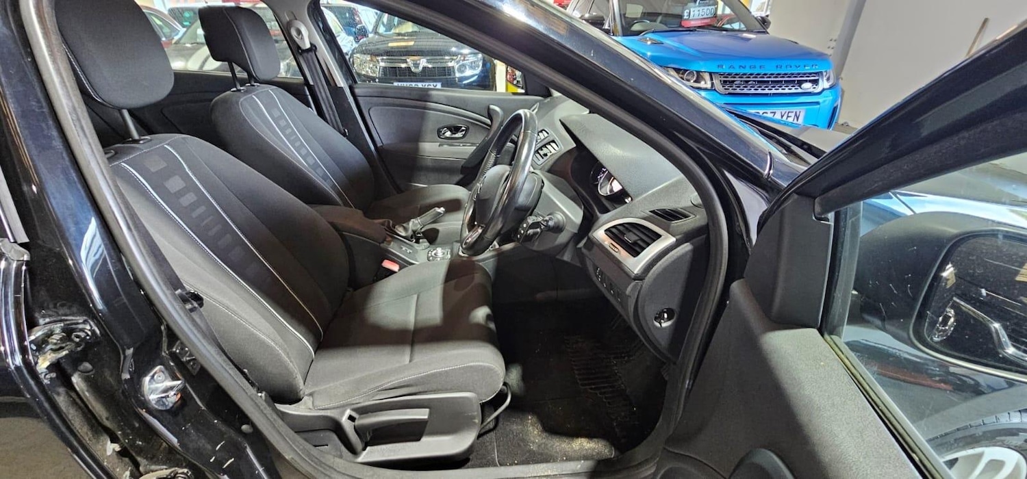 Used Renault Megane 2013 for sale - 76397875: Photo 16