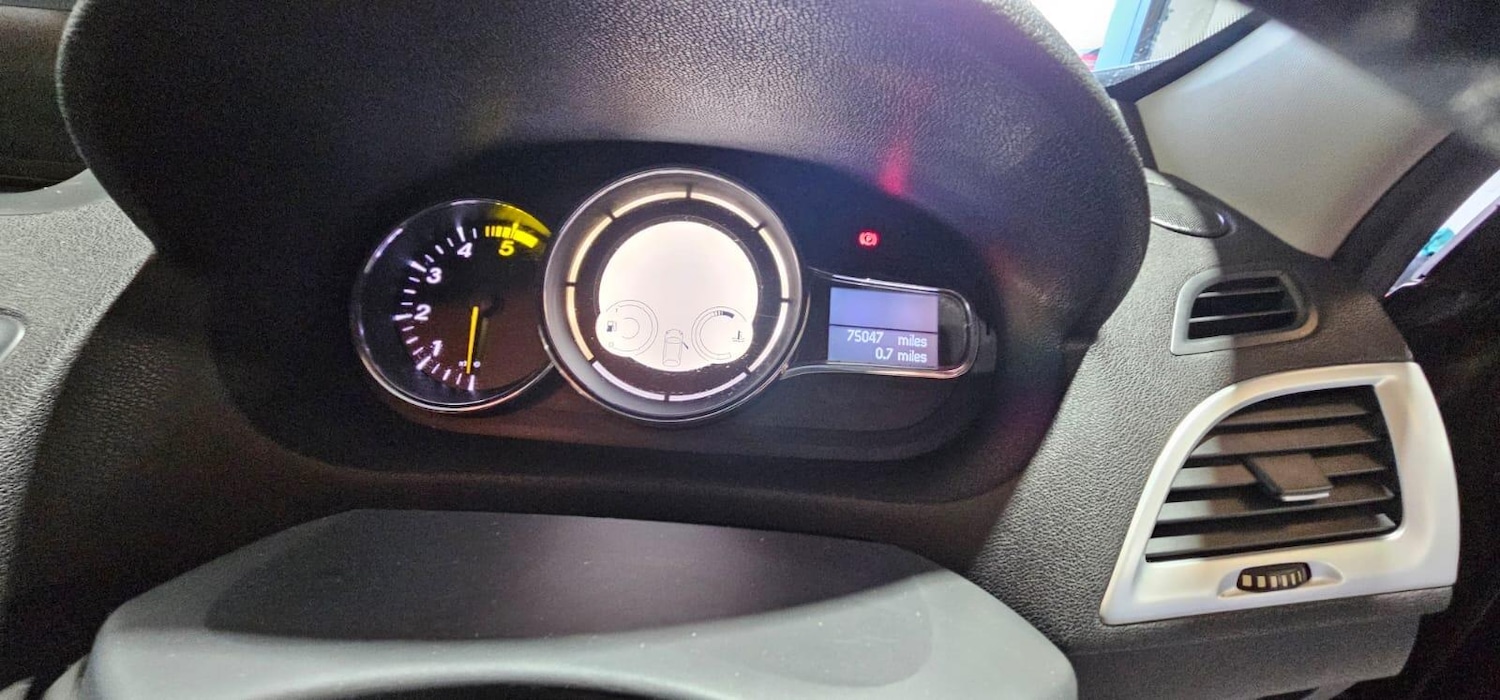 Used Renault Megane 2013 for sale - 76397875: Photo 17