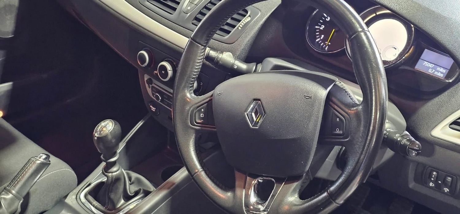 Used Renault Megane 2013 for sale - 76397875: Photo 19