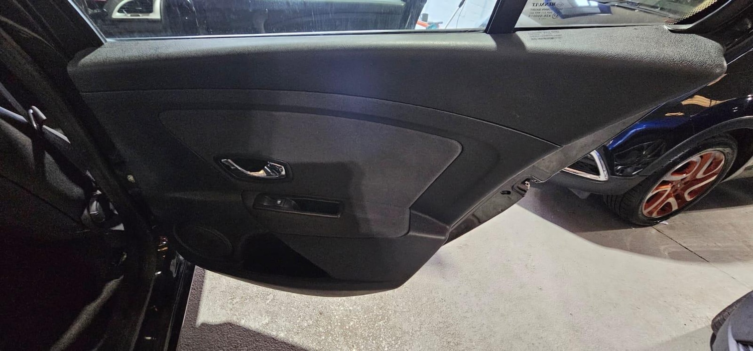 Used Renault Megane 2013 for sale - 76397875: Photo 30