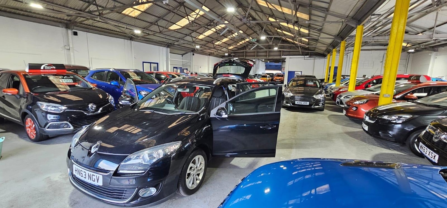 Used Renault Megane 2013 for sale - 76397875: Photo 8