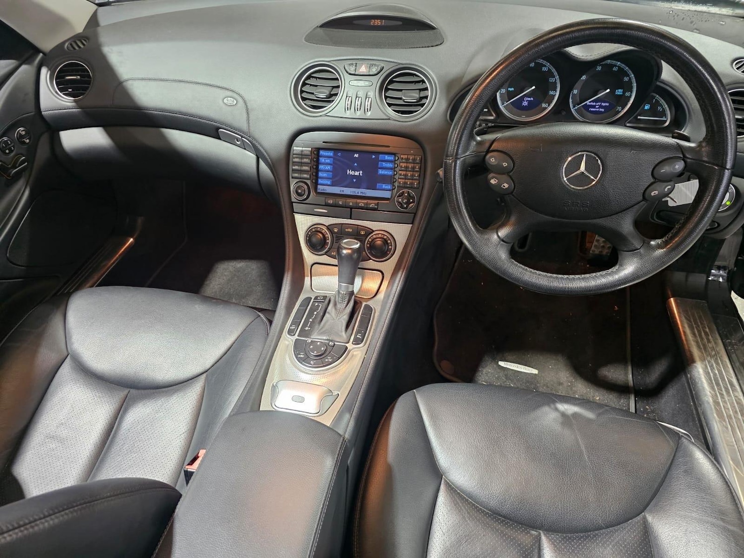 Used Mercedes-Benz 350 SL 2008 for sale - 76013021: Photo 25