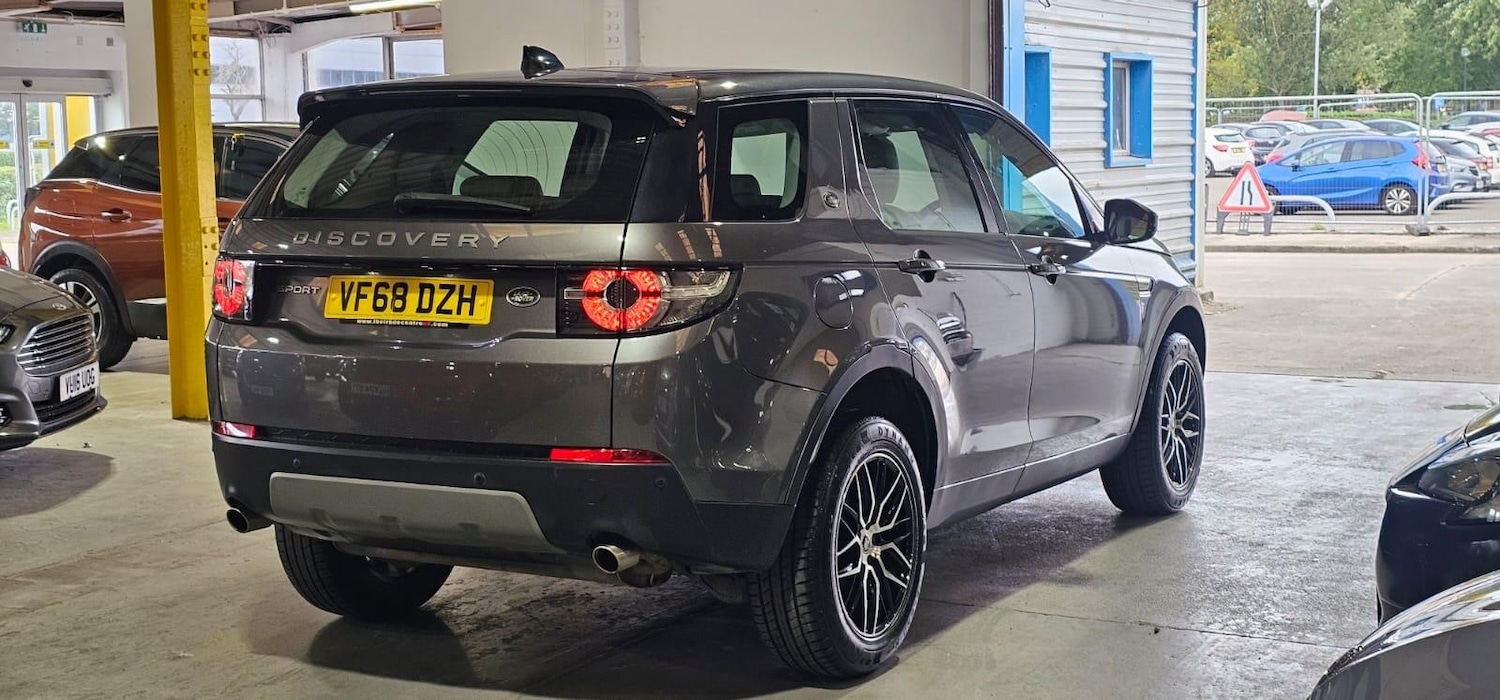 Used Land Rover Discovery Sport 2019 for sale - 76259472: Photo 10
