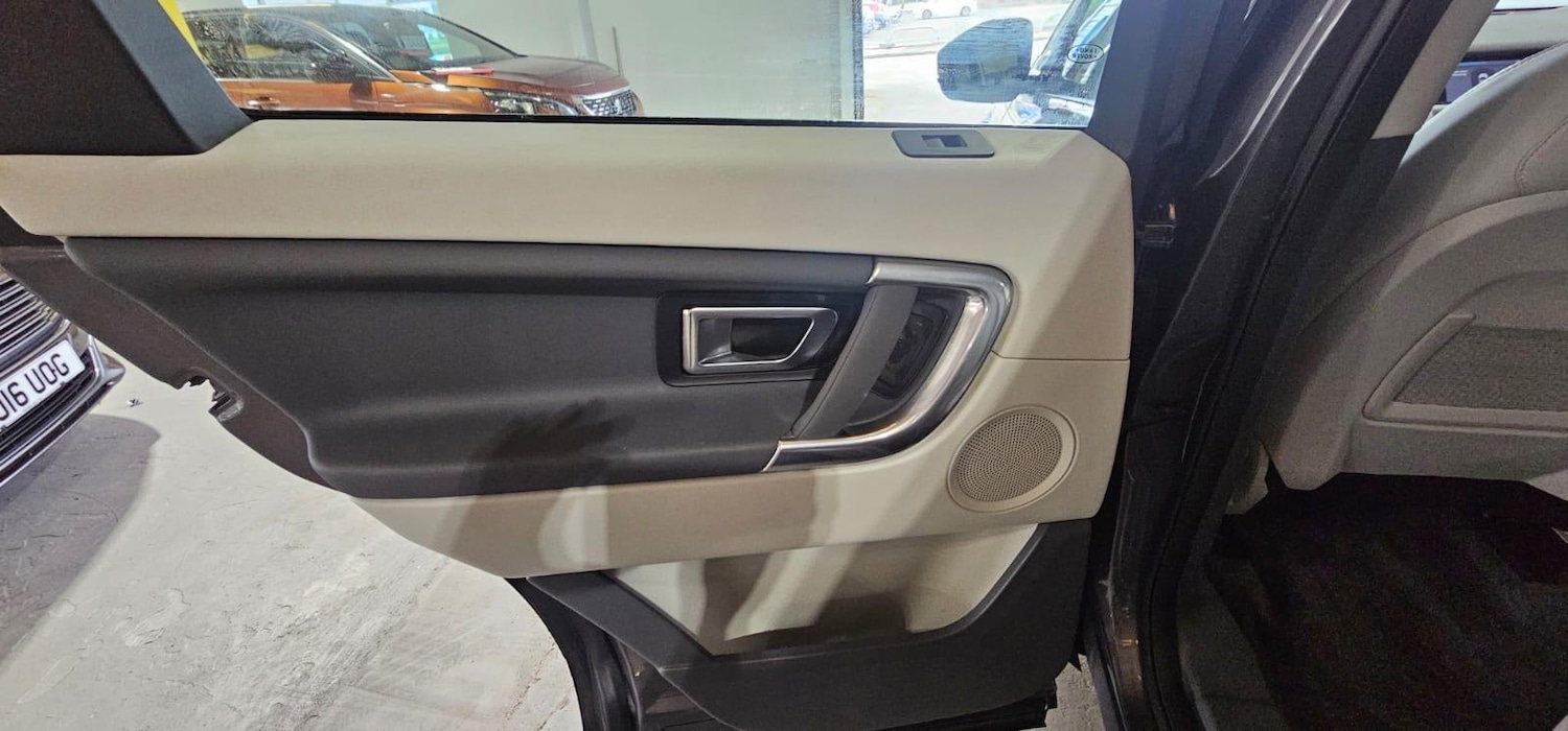 Used Land Rover Discovery Sport 2019 for sale - 76259472: Photo 14