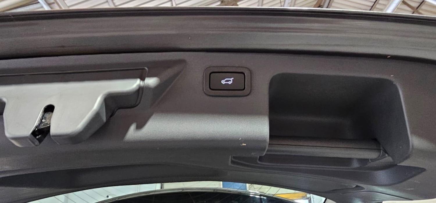 Used Land Rover Discovery Sport 2019 for sale - 76259472: Photo 16