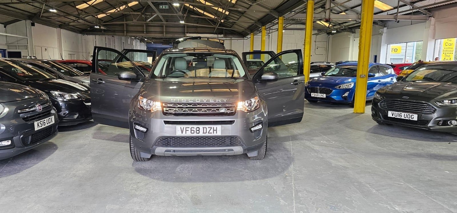 Used Land Rover Discovery Sport 2019 for sale - 76259472: Photo 2