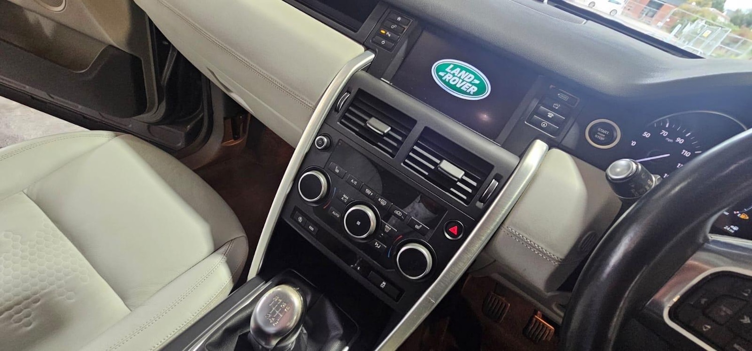 Used Land Rover Discovery Sport 2019 for sale - 76259472: Photo 25