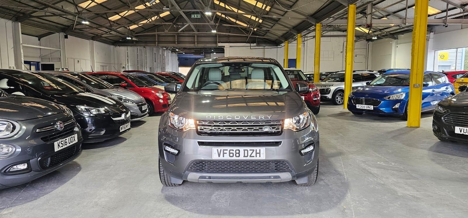 Used Land Rover Discovery Sport 2019 for sale - 76259472: Photo 3
