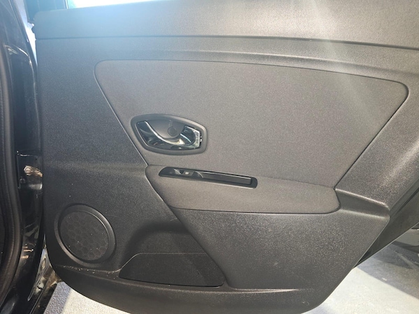Used Renault Megane 2014 for sale - 76153137: Photo 10