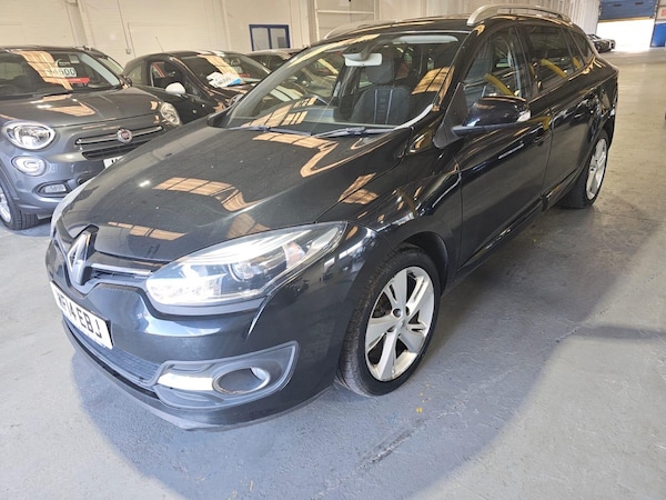Used Renault Megane 2014 for sale - 76153137: Photo 3