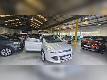 Used Ford Kuga 2015 for sale - 76458175: Photo