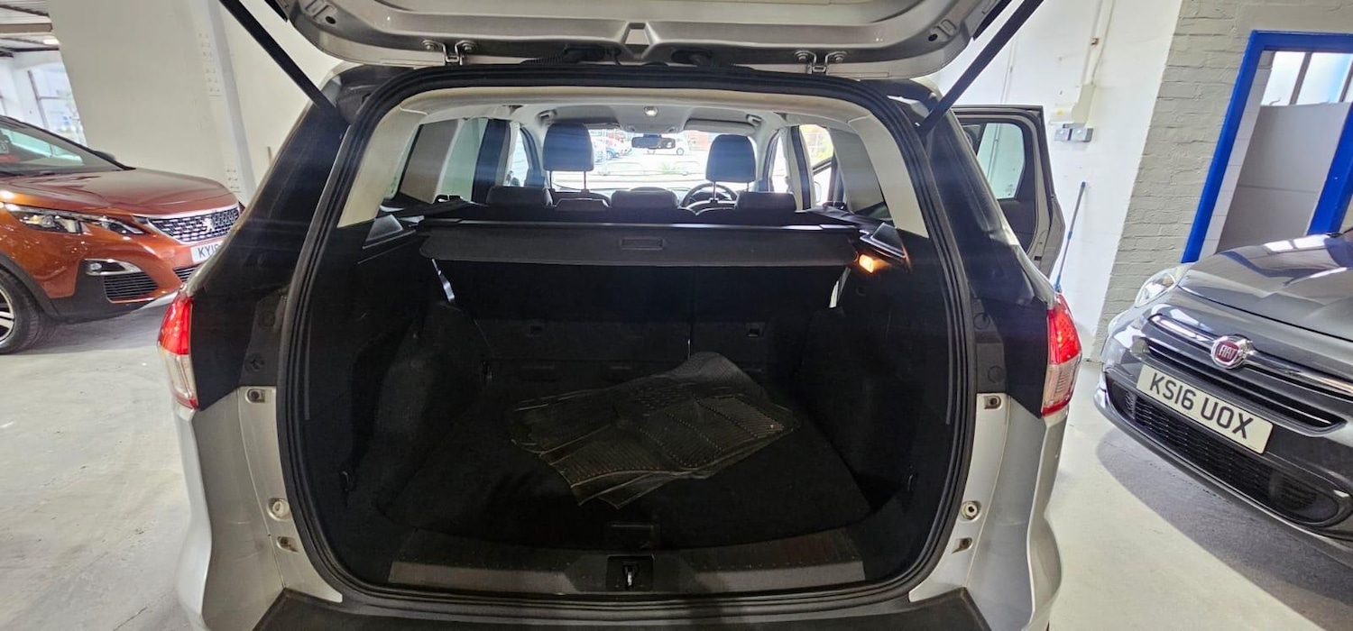 Used Ford Kuga 2015 for sale - 76458175: Photo 9