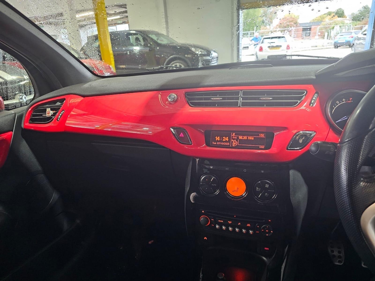 Used Citroen DS3 2013 for sale - 76446853: Photo 14