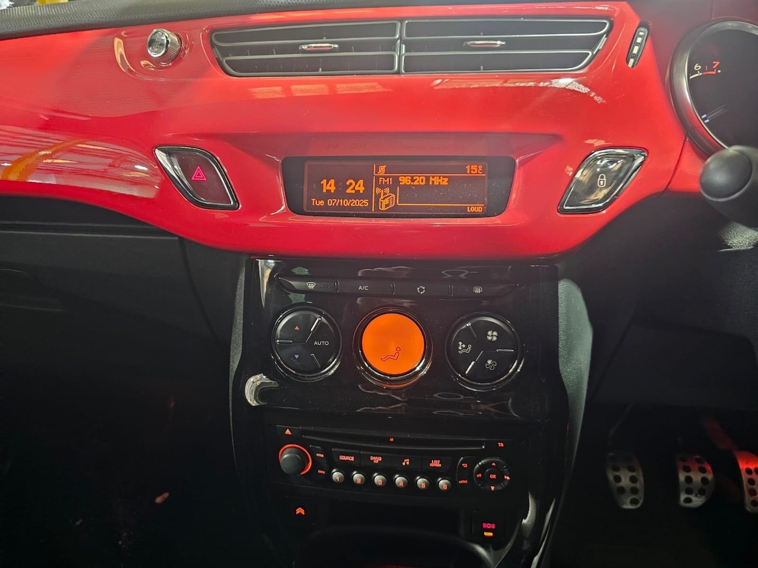 Used Citroen DS3 2013 for sale - 76446853: Photo 7