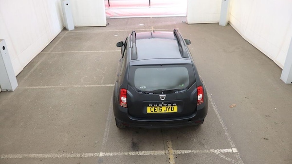 Used Dacia Duster 2015 for sale - 76259420: Photo 2