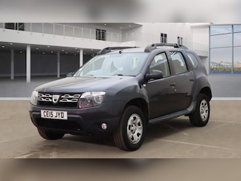 Used Dacia Duster 2015 for sale - 76259420: Photo 4