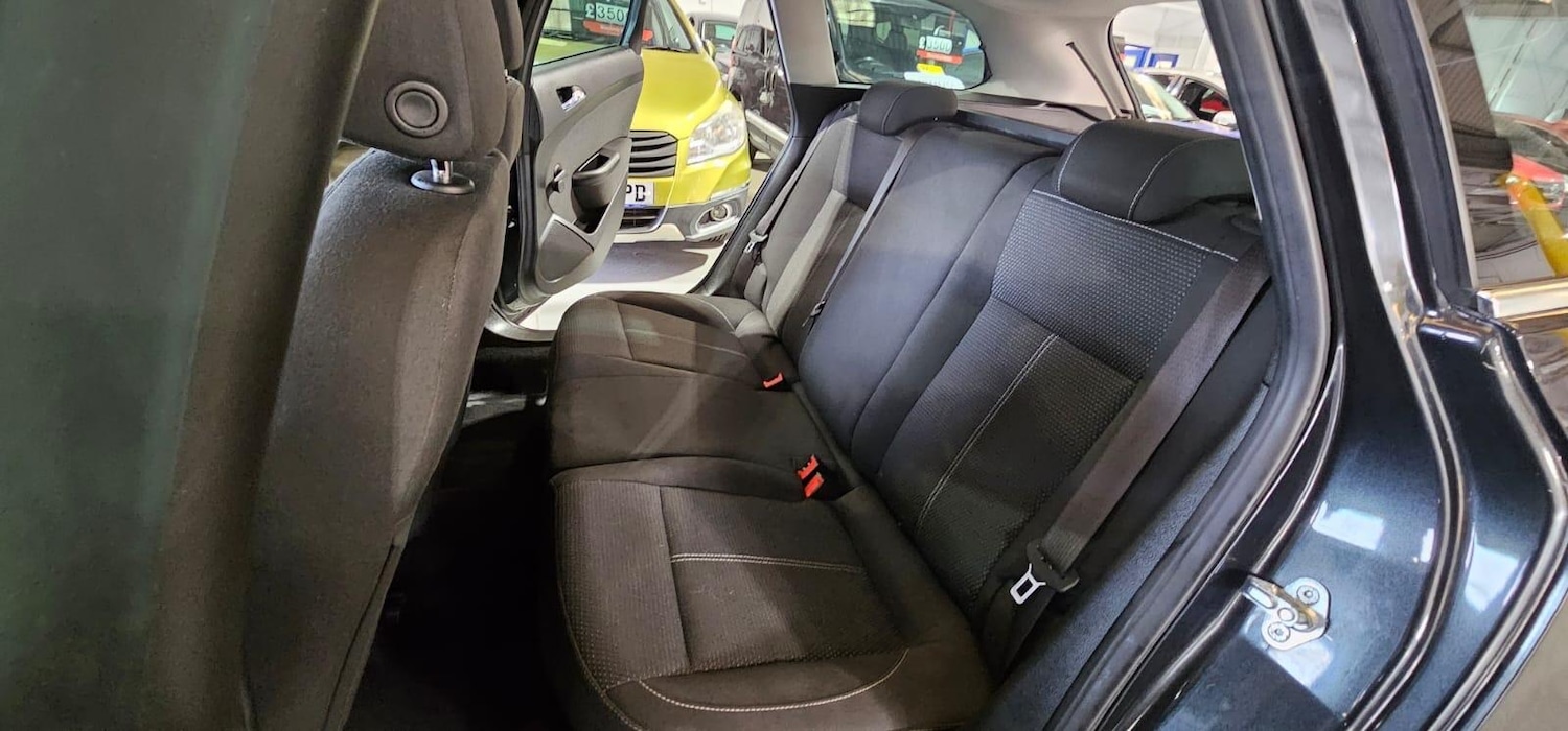 Used Vauxhall Astra 2013 for sale - 76377332: Photo 16