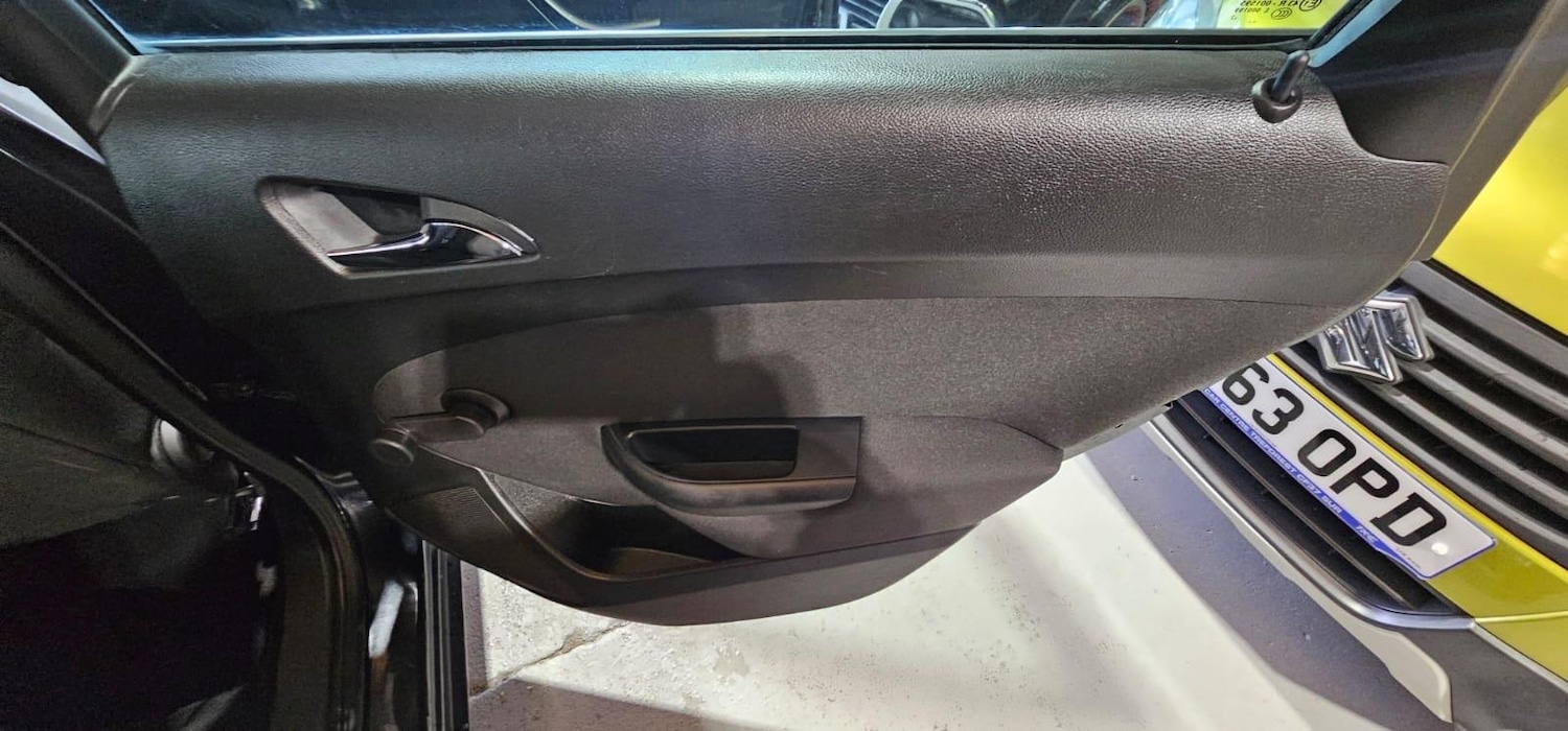 Used Vauxhall Astra 2013 for sale - 76377332: Photo 18