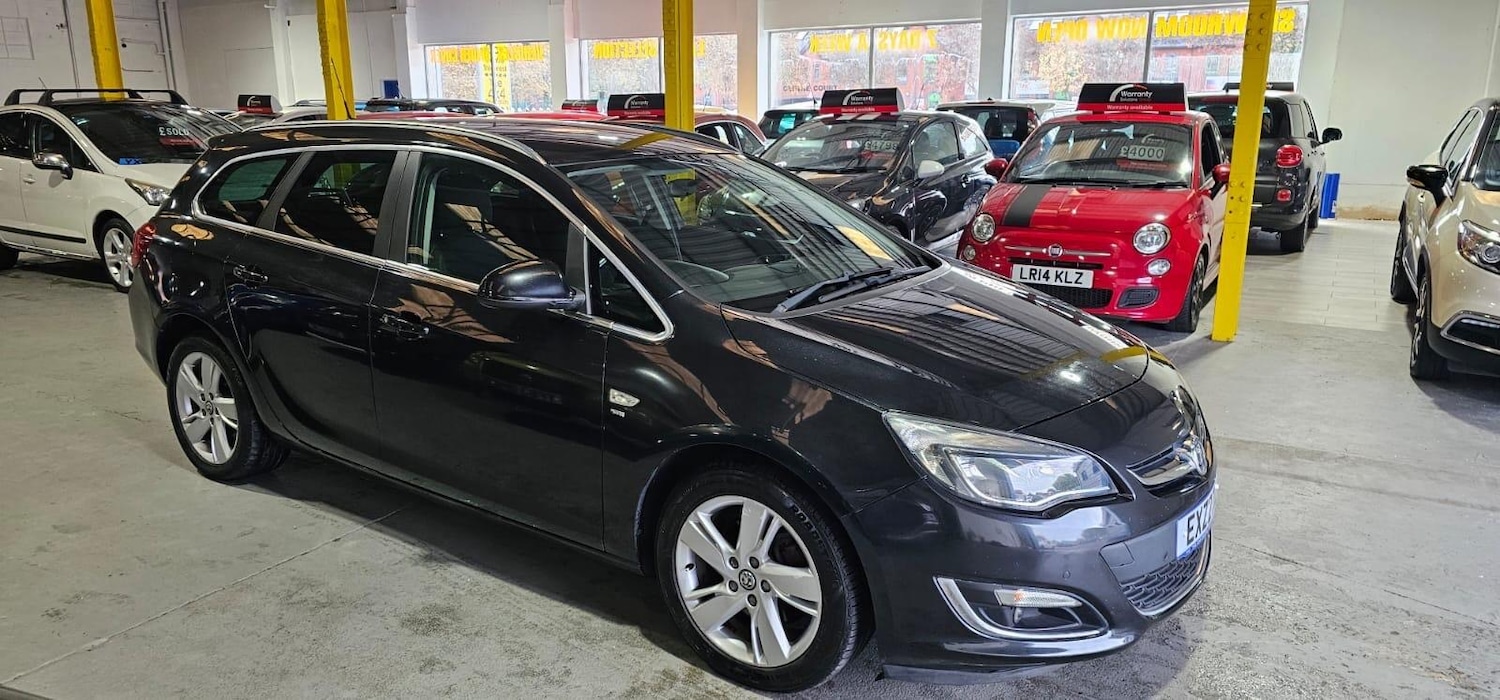 Used Vauxhall Astra 2013 for sale - 76377332: Photo 2
