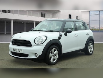 Used MINI Countryman 2015 for sale - 75977310: Photo