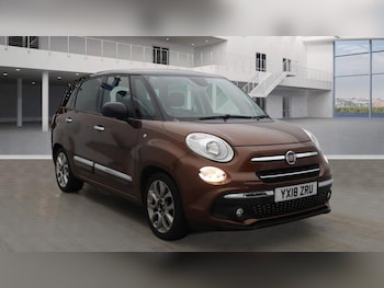 2018 (18) - 1.6 Multijet Lounge 5dr