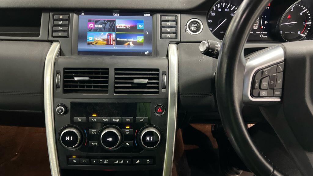 Used Land Rover Discovery Sport 2016 for sale - 76771657: Photo 11