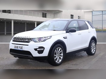 Used Land Rover Discovery Sport 2016 for sale - 76771657: Photo
