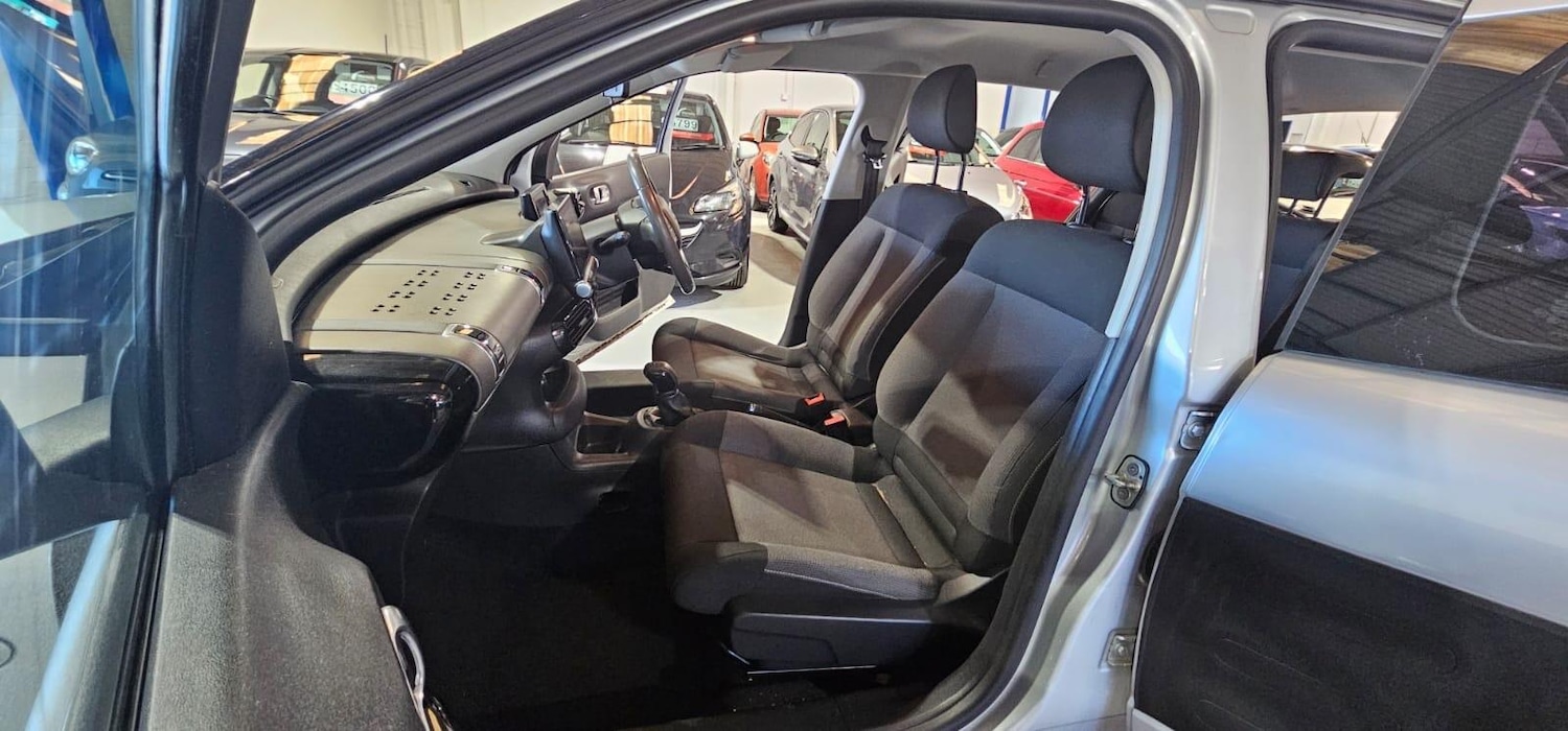 Used Citroen C4 Cactus 2017 for sale - 76032034: Photo 17