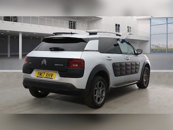 Used Citroen C4 Cactus 2017 for sale - 76032034: Photo 4