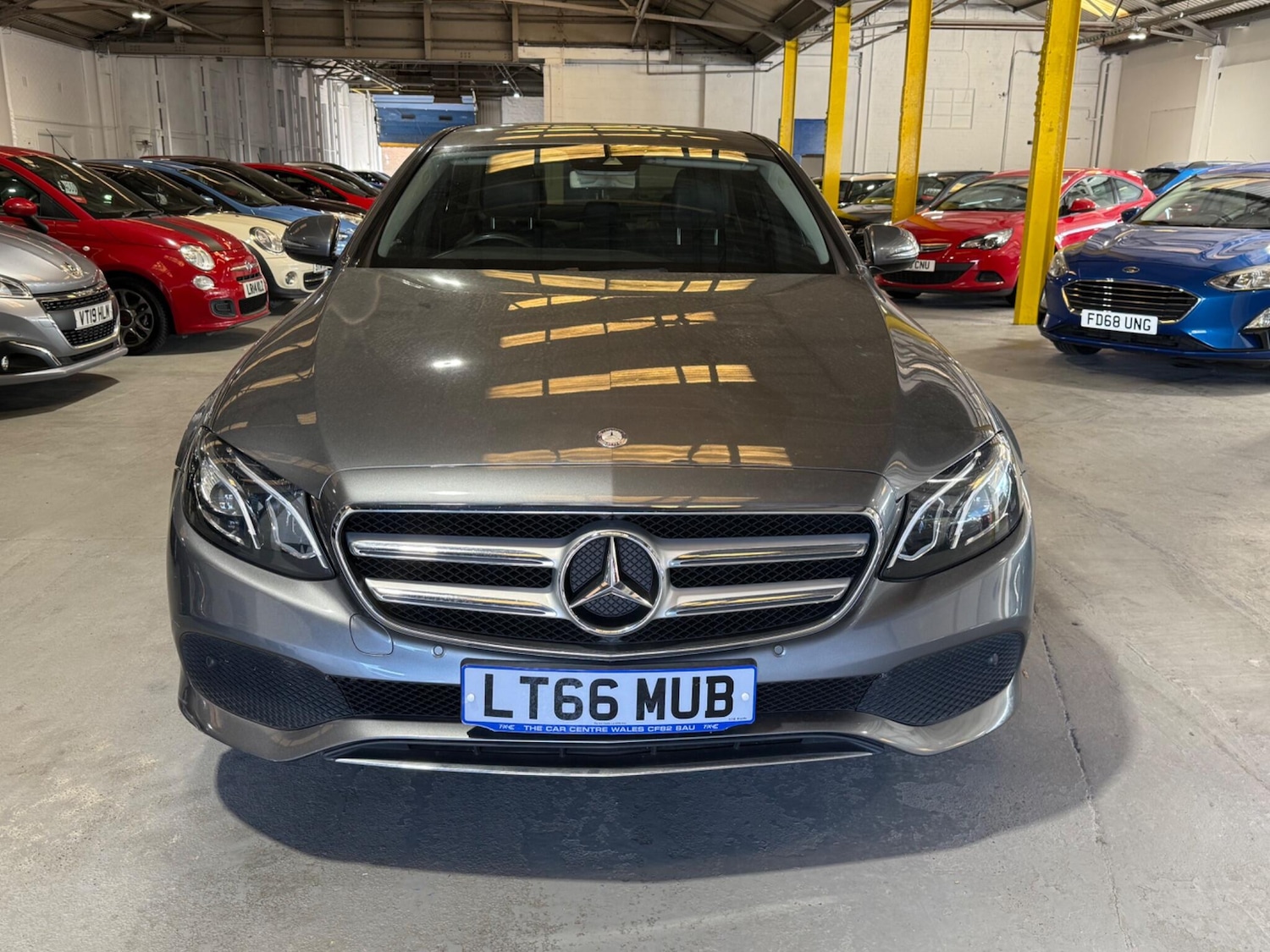 Used Mercedes-Benz E Class 2016 for sale - 76259867: Photo 2