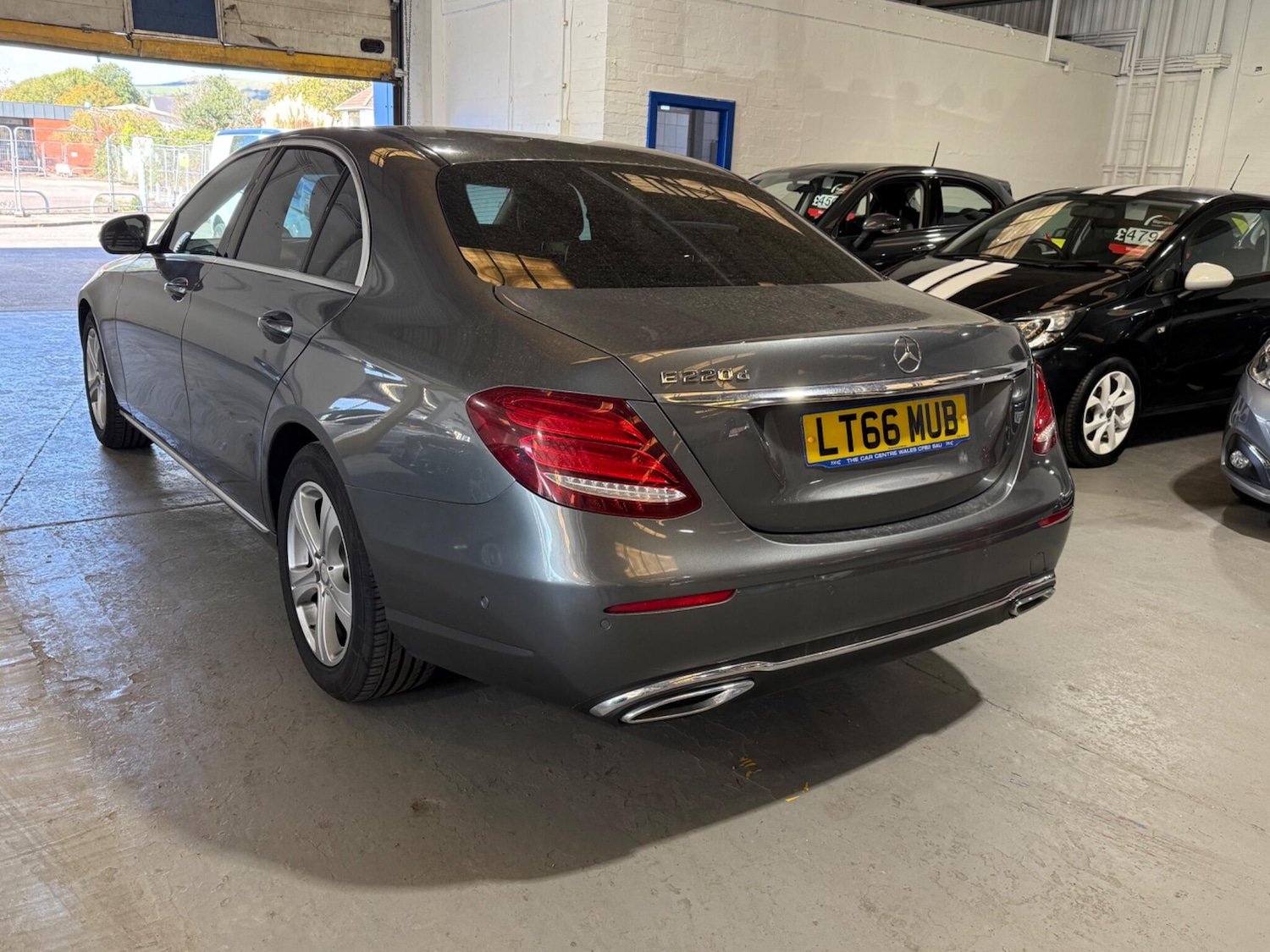 Used Mercedes-Benz E Class 2016 for sale - 76259867: Photo 4