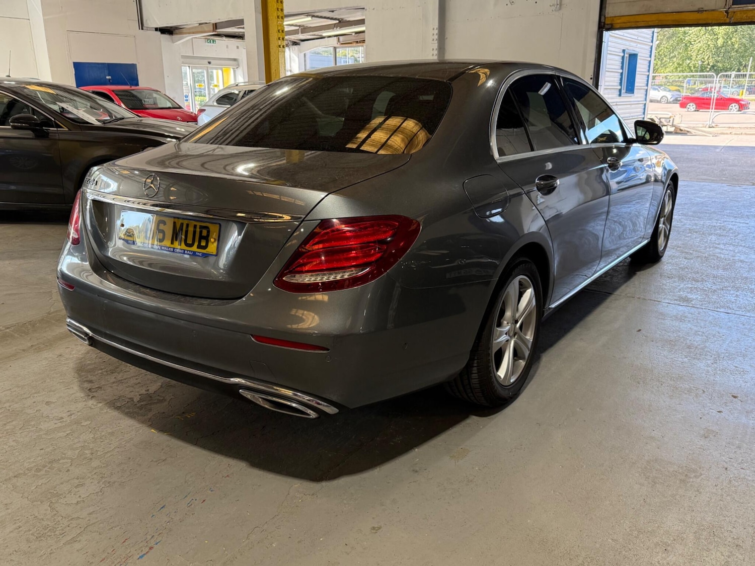 Used Mercedes-Benz E Class 2016 for sale - 76259867: Photo 7