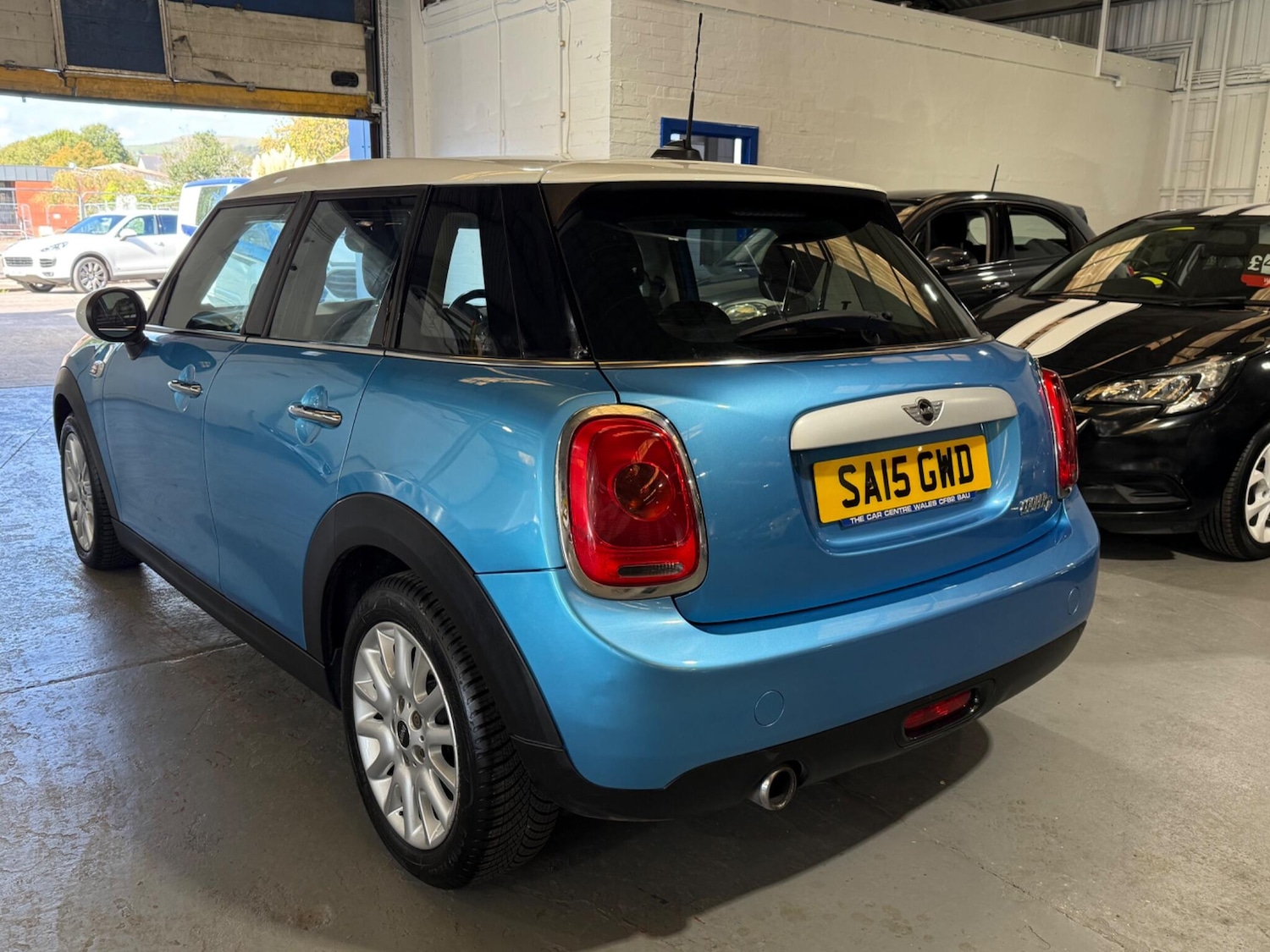Used MINI Hatch 2015 for sale - 76167056: Photo 4