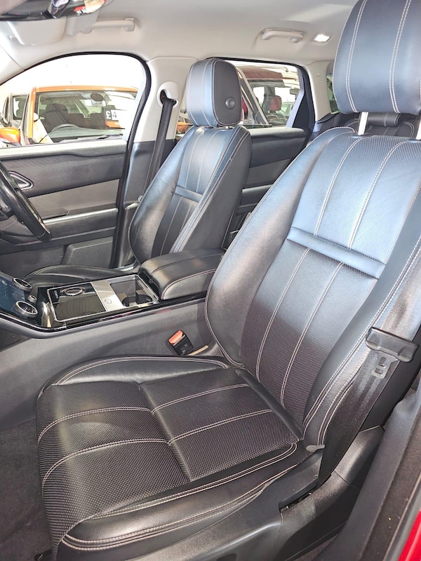 Used Land Rover Range Rover Velar 2018 for sale - 76294553: Photo 15