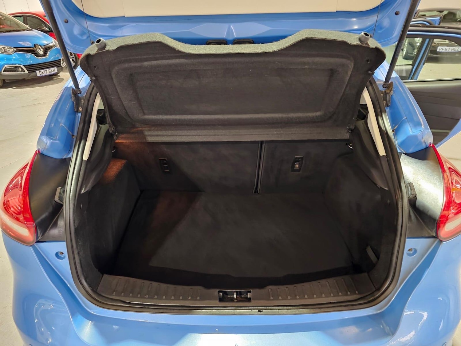 Used Ford Focus 2016 for sale - 76378078: Photo 9