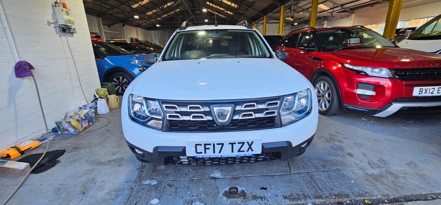 Used Dacia Duster 2017 for sale - 76936519: Photo 2